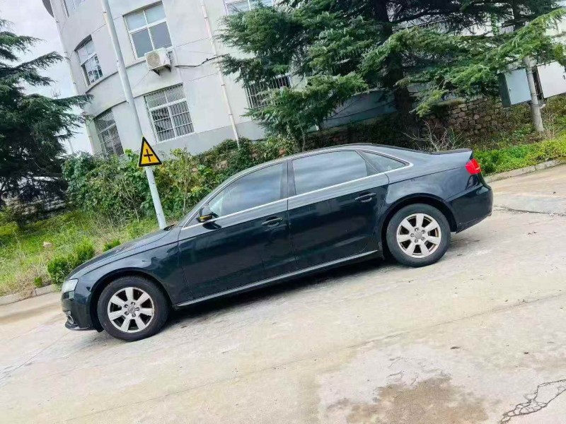 青岛11年奥迪A4L3