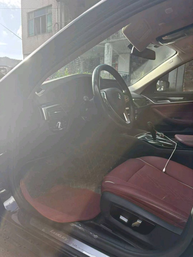 台州22年宝马5系3