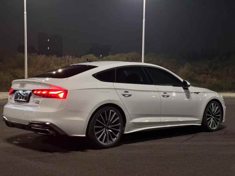 保定21年奥迪A58