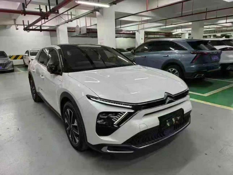 成都23年雪铁龙C52