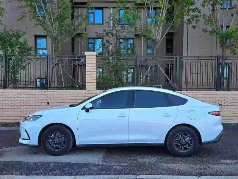 承德25年比亚迪海豹3