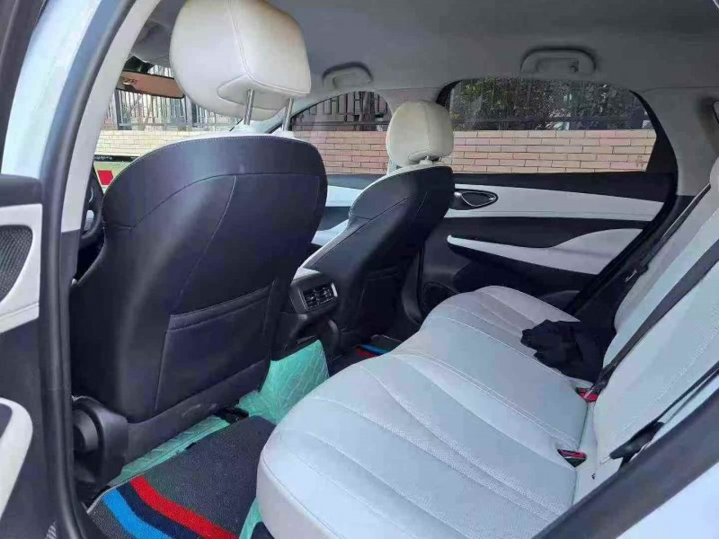 承德25年比亚迪海豹7