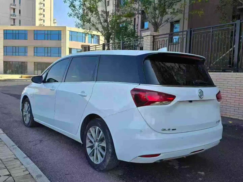 石家庄19年别克GL69