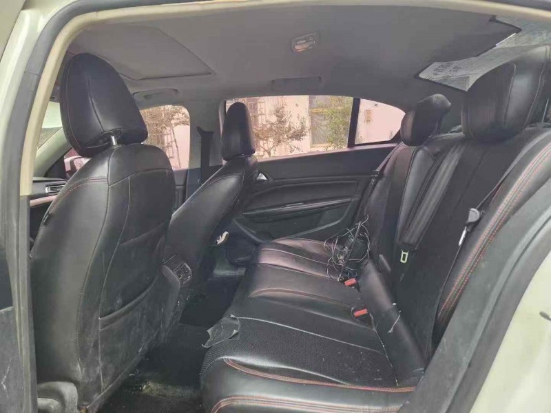 平顶山17年东风标致8