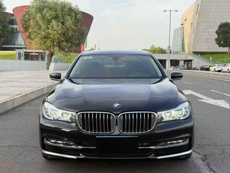 鹰潭18年宝马7系1