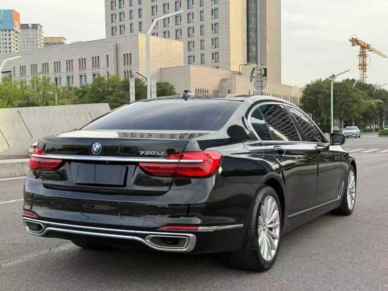 鹰潭18年宝马7系8