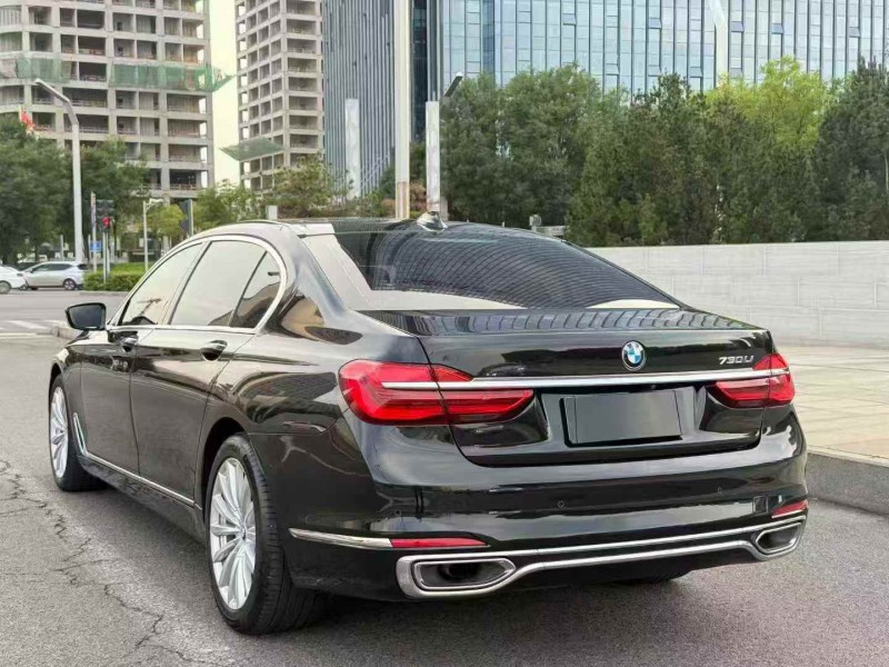 鹰潭18年宝马7系9