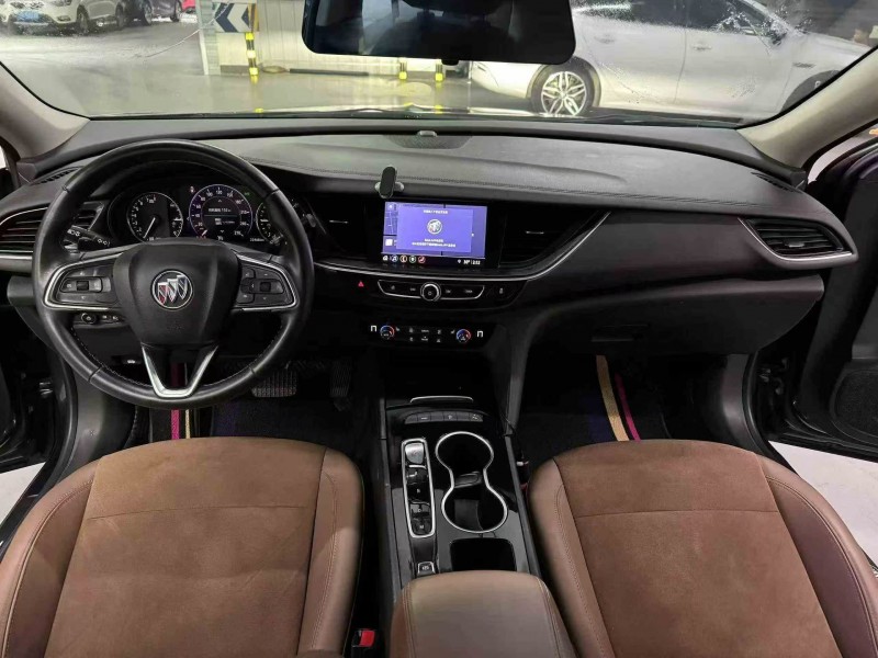 成都21年别克君威5