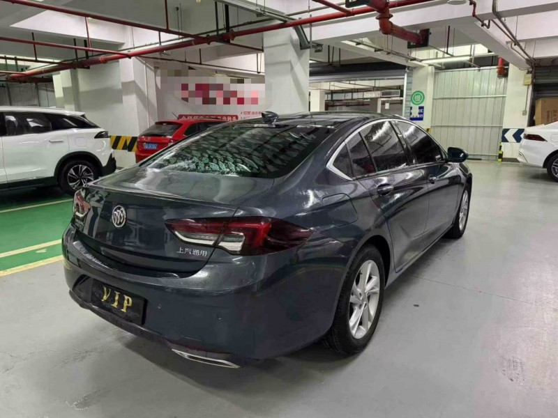 成都21年别克君威7