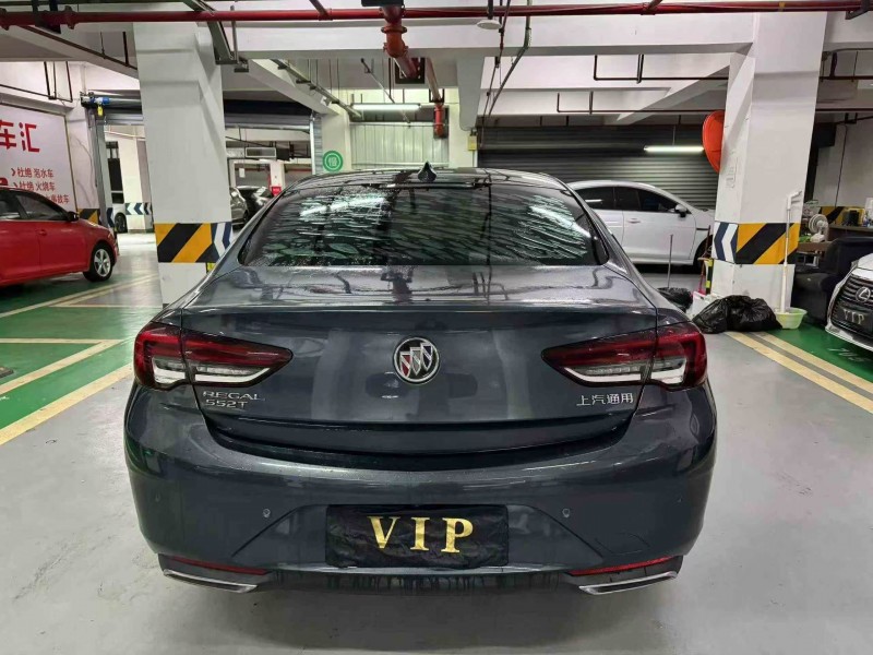 成都21年别克君威8