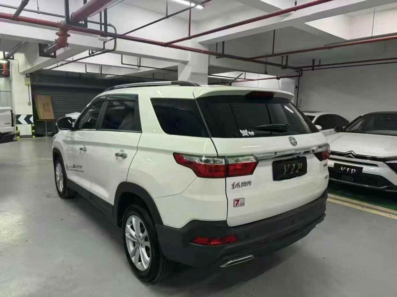 成都22年东风风光9