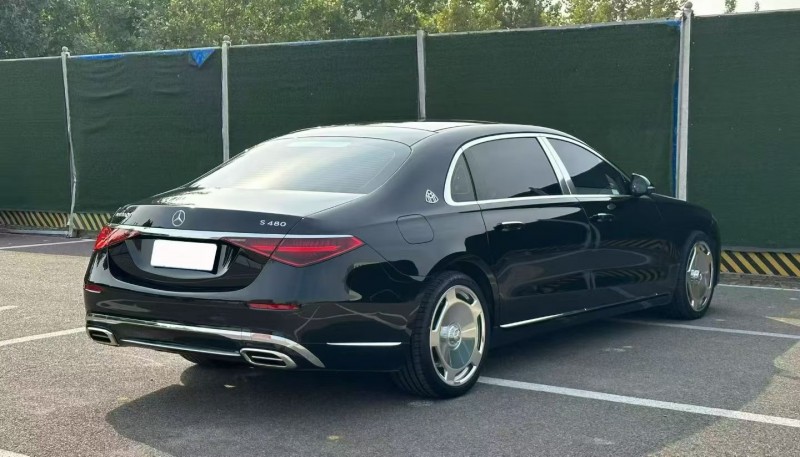 唐山24年奔驰迈巴赫S级4