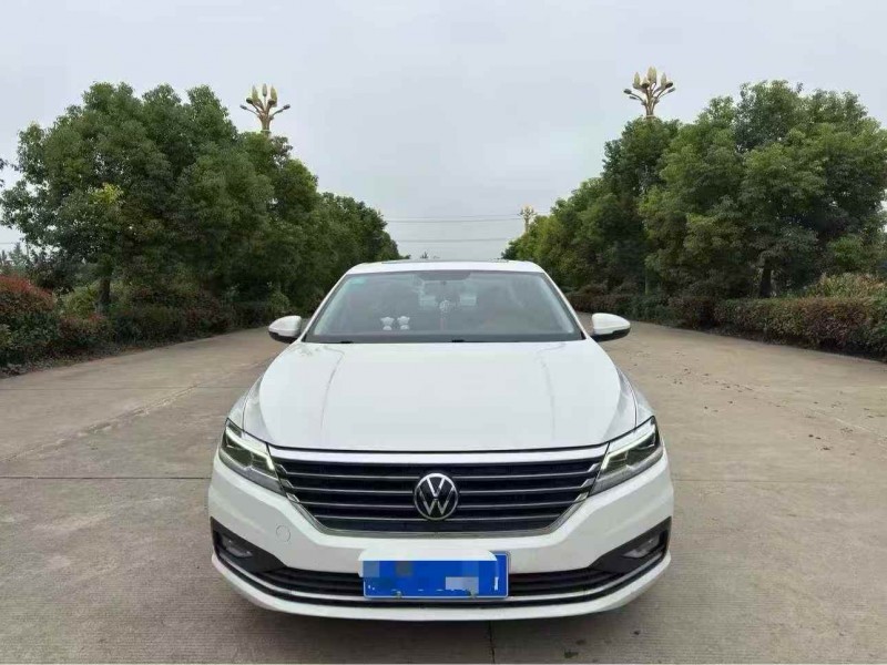 南通20年大众朗逸1