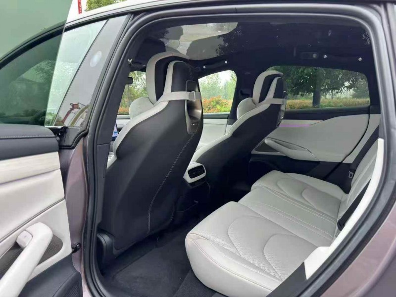 南通25年小米SU77