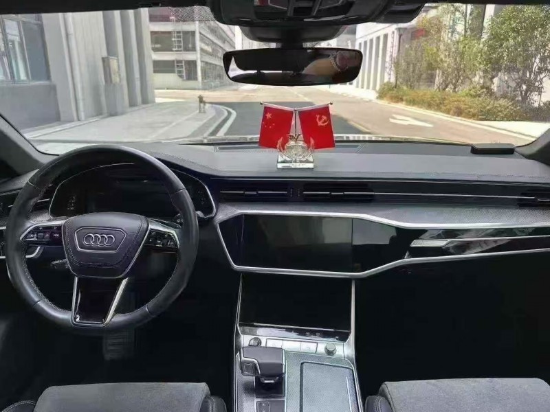 马鞍山22年奥迪A6L6