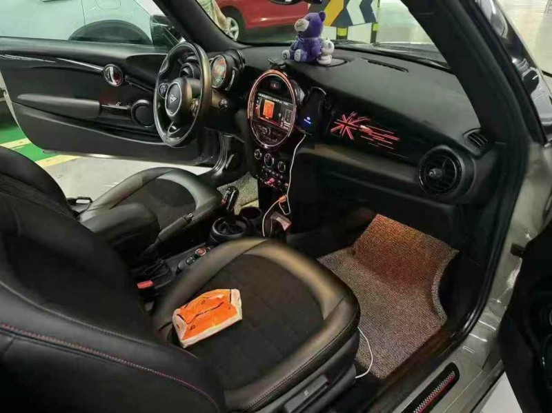 成都20年MINICOUPE6