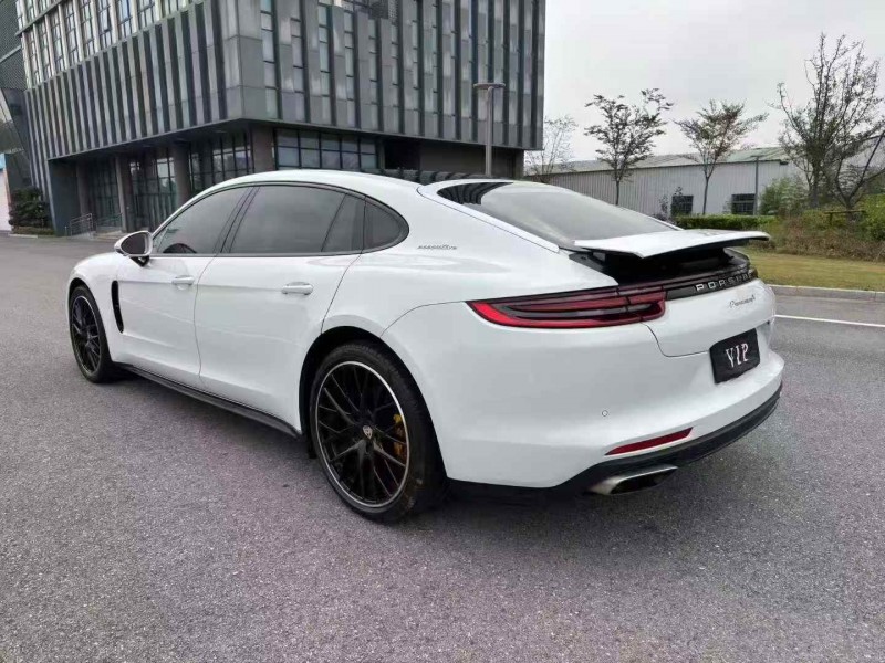 苏州18年保时捷帕拉梅拉9