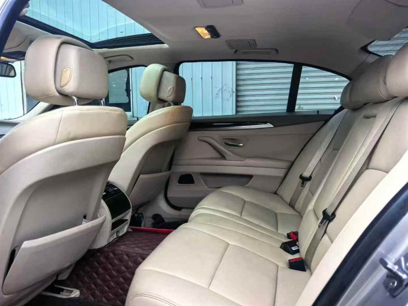 淮安12年宝马5系5