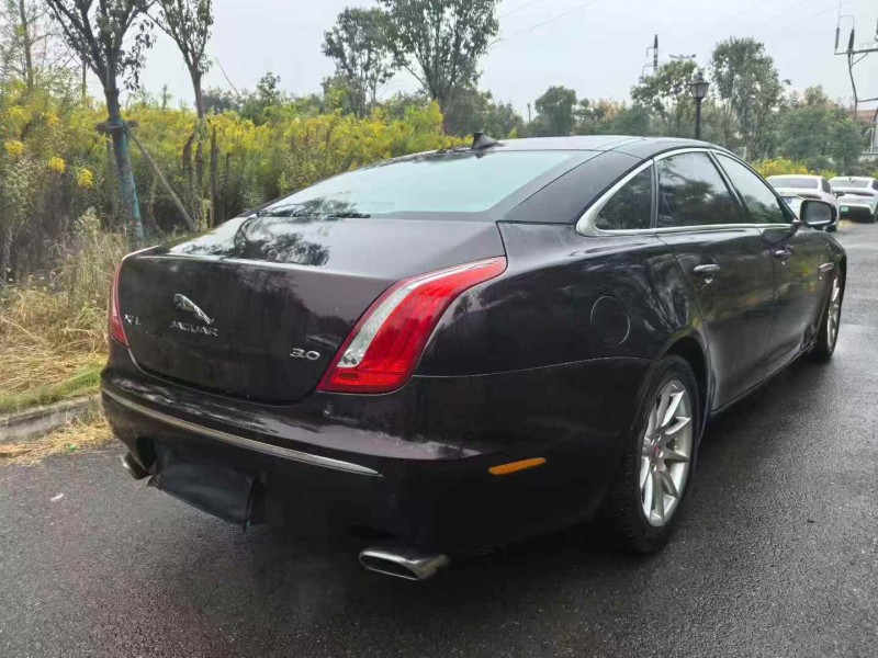 鄂州16年捷豹XJL8