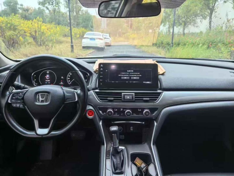 鄂州23年本田雅阁4