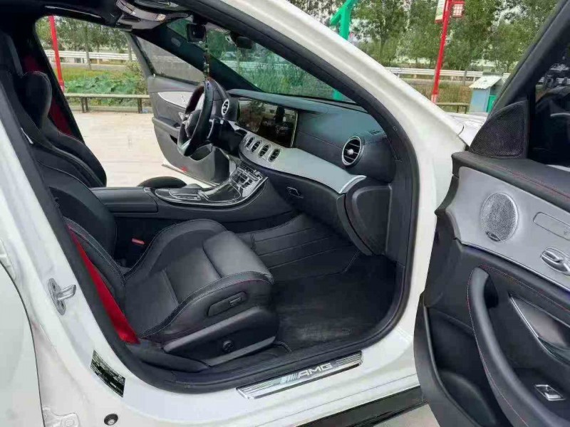 徐州21年奔驰AMG5