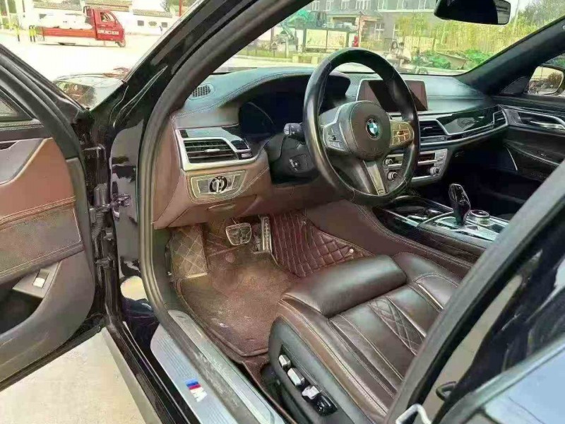 徐州21年宝马7系4