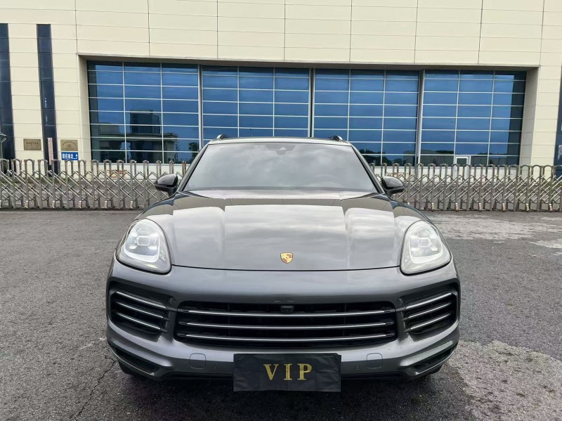 盐城20年保时捷卡宴1