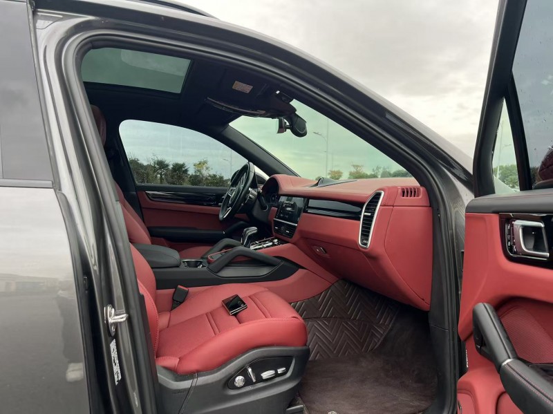 盐城20年保时捷卡宴6