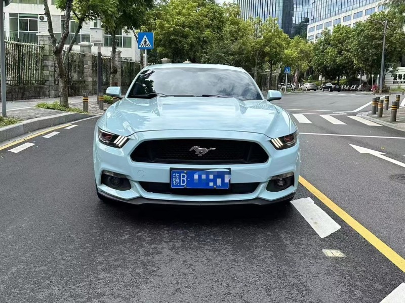 深圳16年福特野马1