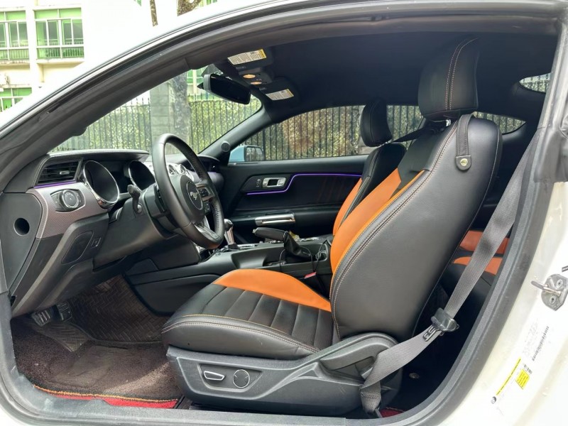 深圳16年福特野马6