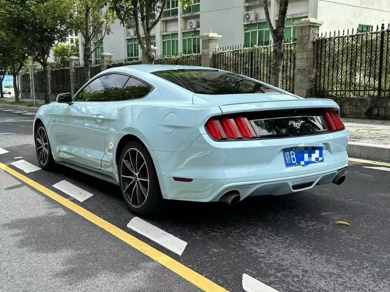 深圳16年福特野马8