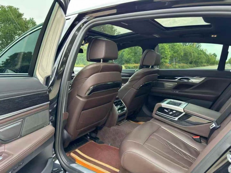 连云港22年宝马7系4