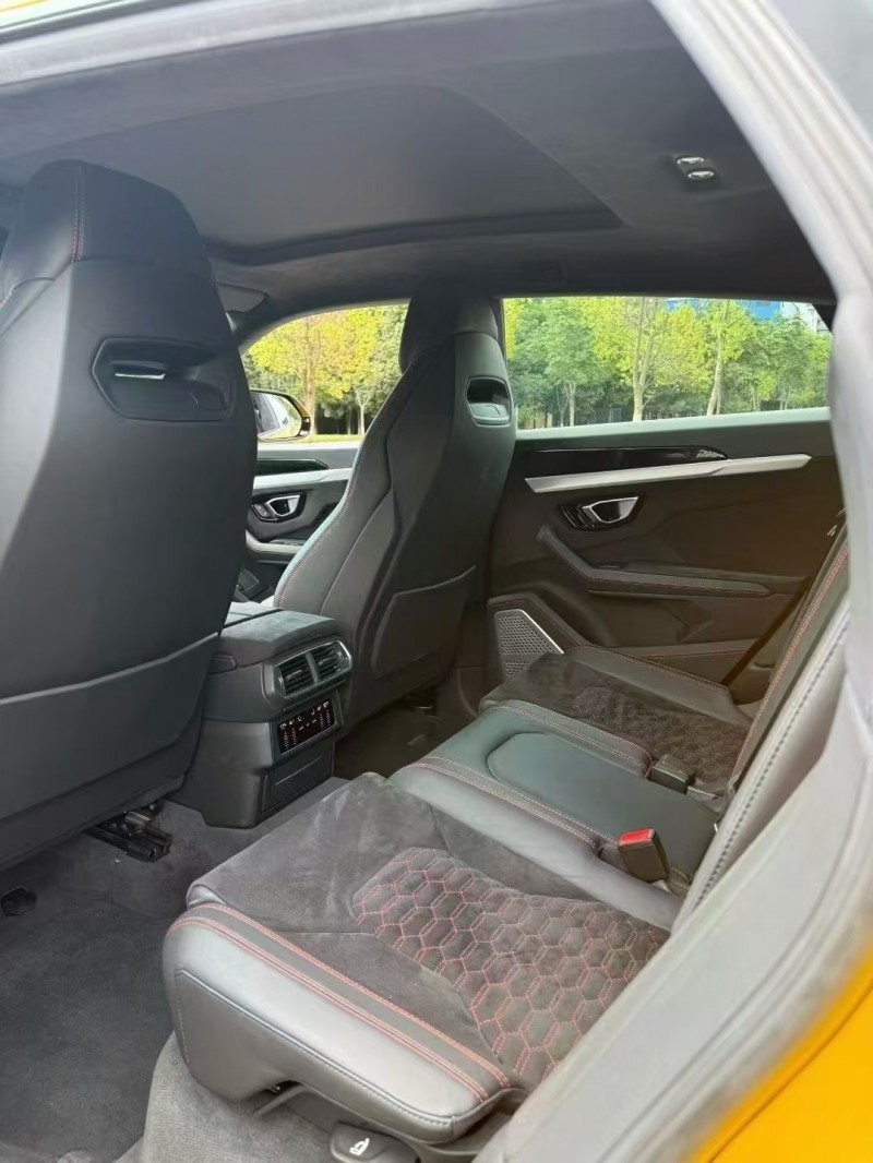 昆明20年兰博基尼Urus5