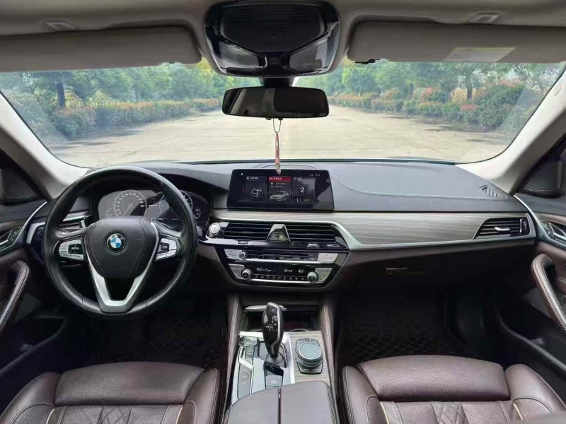 徐州19年宝马5系6