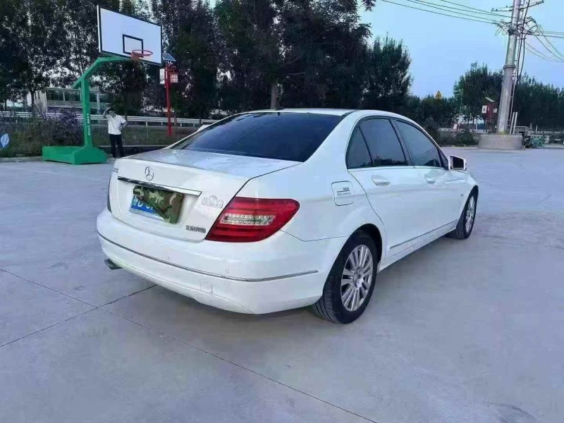 徐州12年奔驰C8