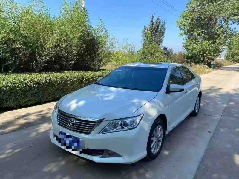 保定13年丰田凯美瑞2