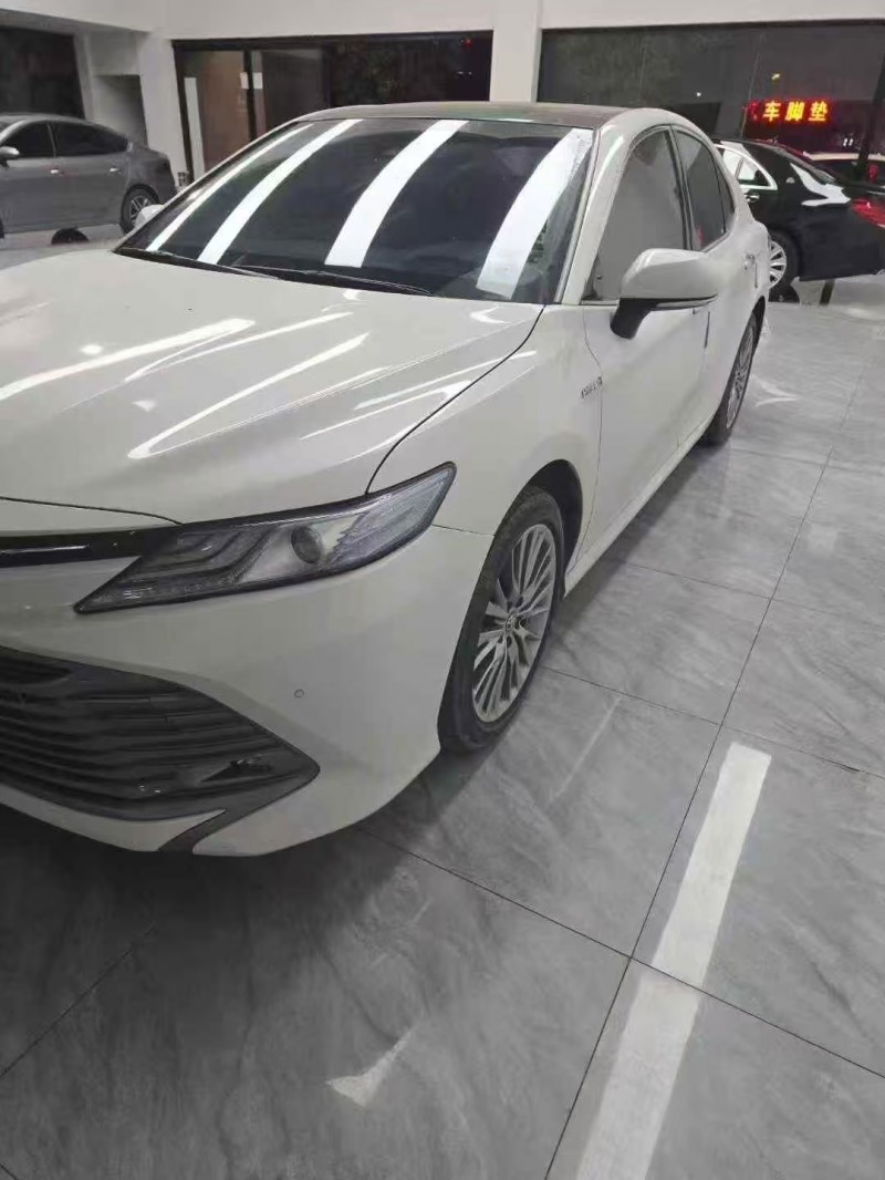 银川20年丰田凯美瑞3