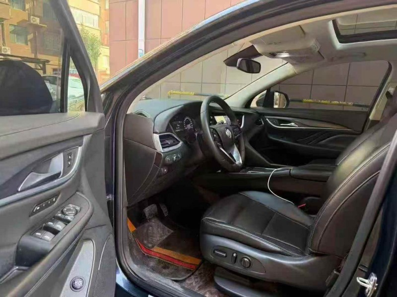 烟台20年别克昂科旗4