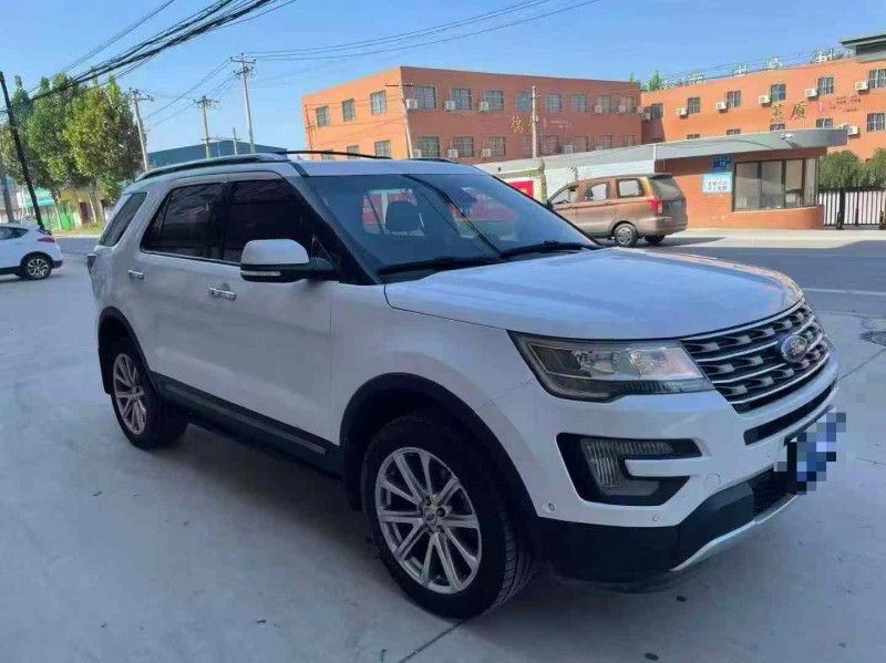 保定16年福特探险者2