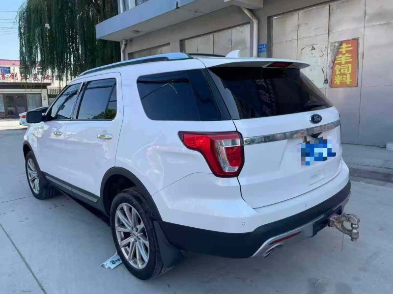 保定16年福特探险者4