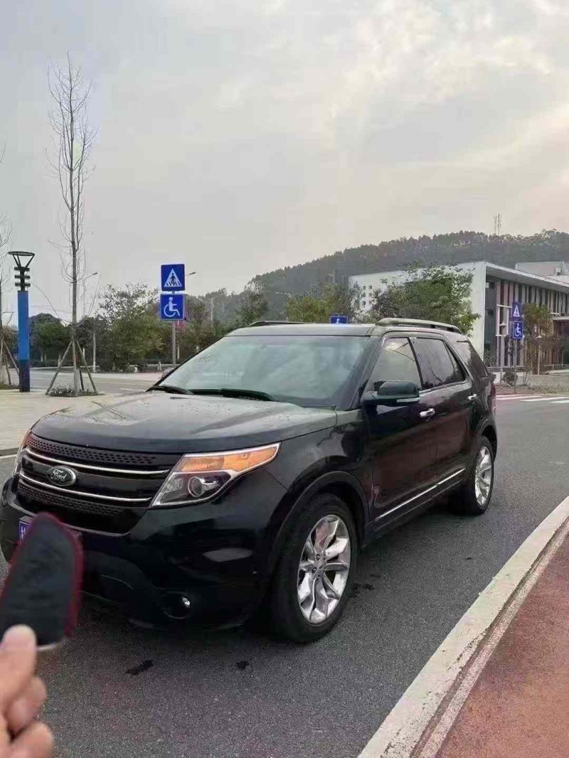 蚌埠14年福特探险者2