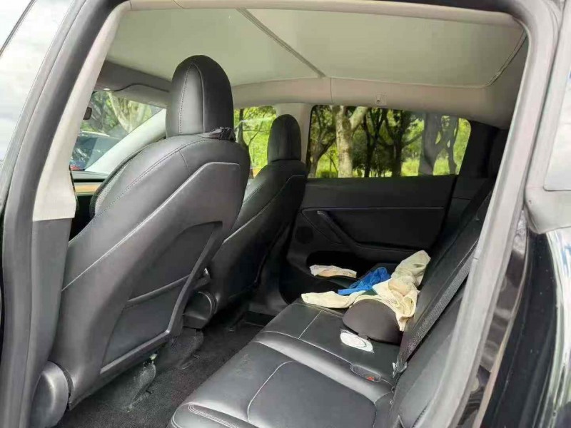 重庆22年特斯拉MODEL Y7