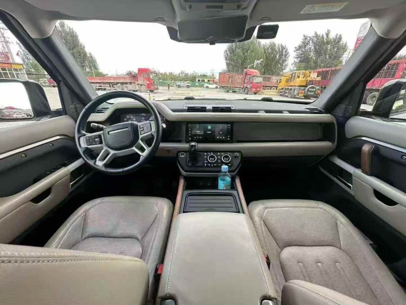 张家口20年路虎卫士6