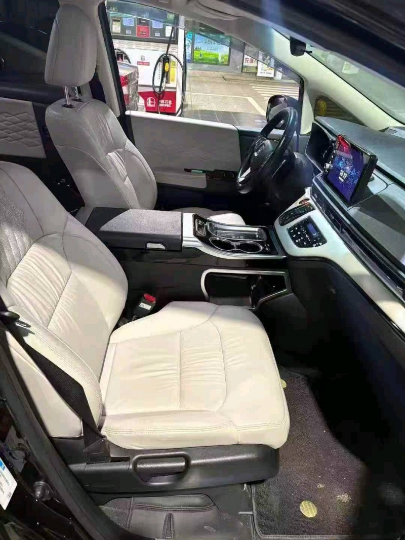 连云港24年本田艾力绅8