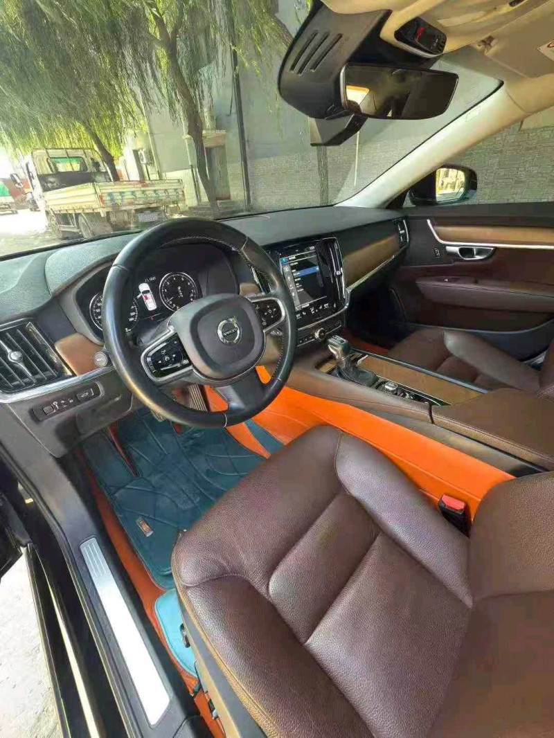 保定19年沃尔沃S909