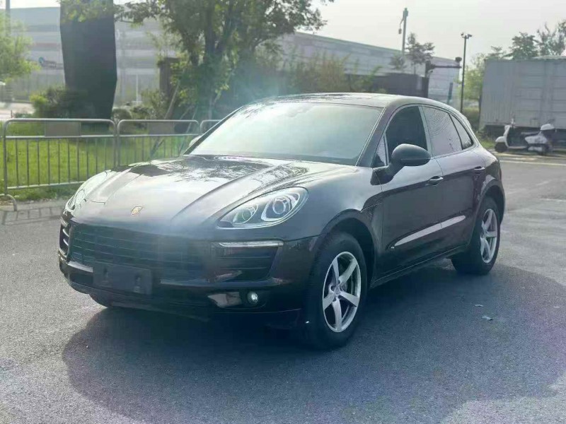 温州17年保时捷Macan2
