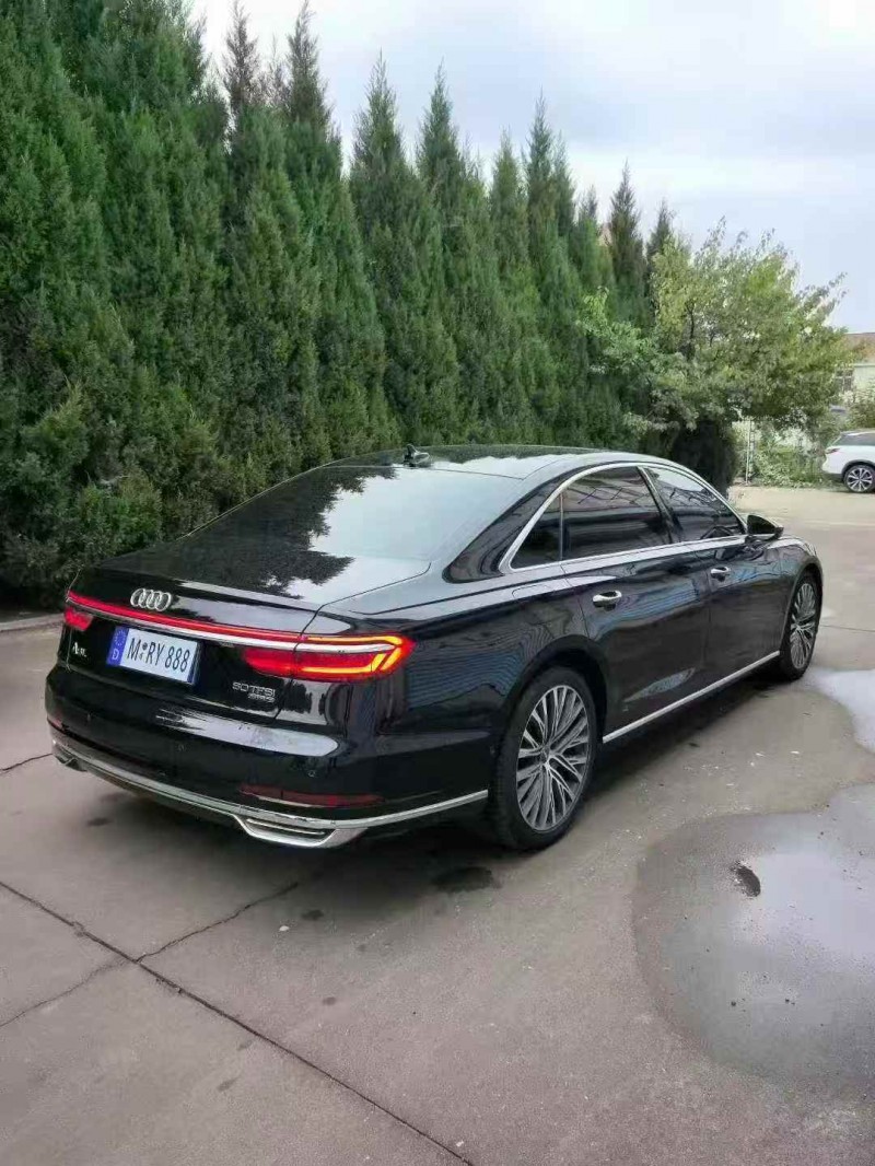 枣庄19年奥迪A8L7