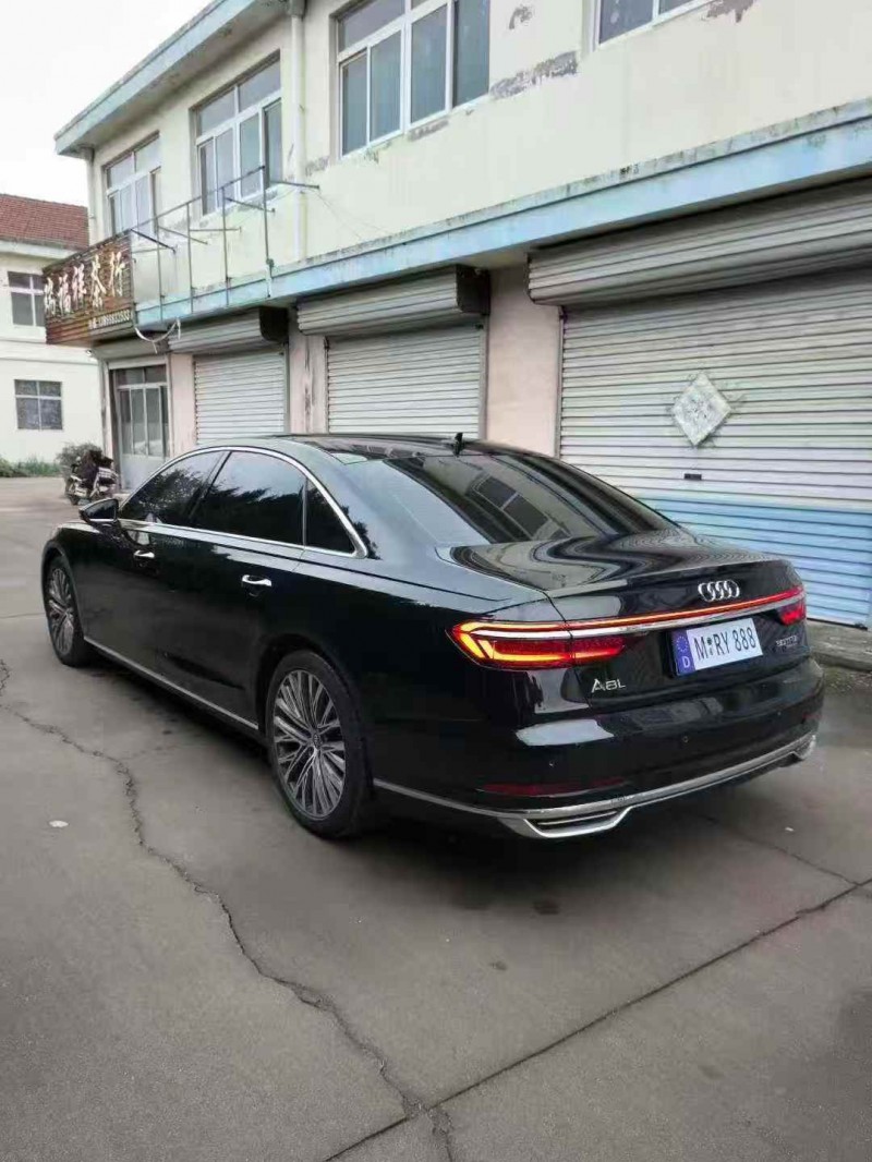 枣庄19年奥迪A8L8