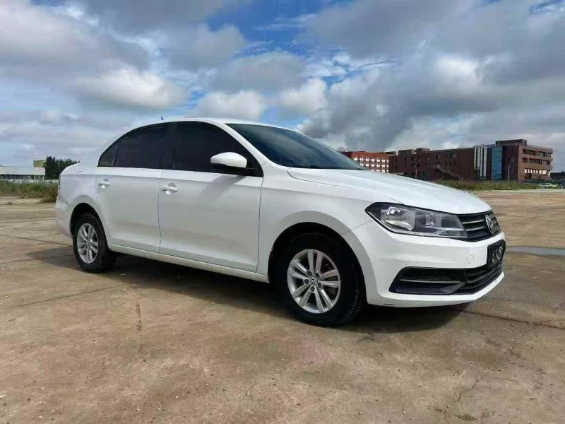 秦皇岛20年大众桑塔纳2