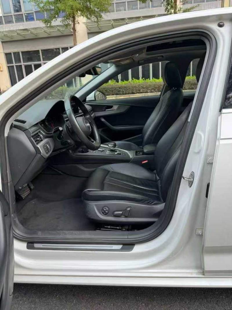 珠海20年奥迪A4L4